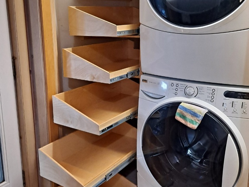 Laundry Room Pull-Out Storage