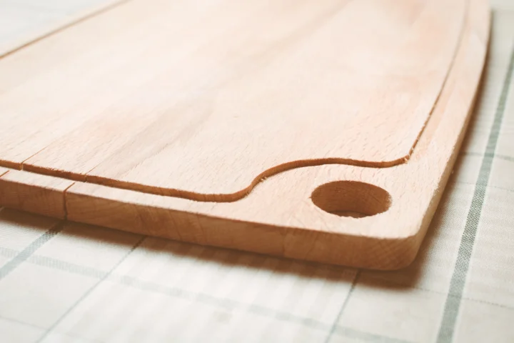 A close up of a cutting board.