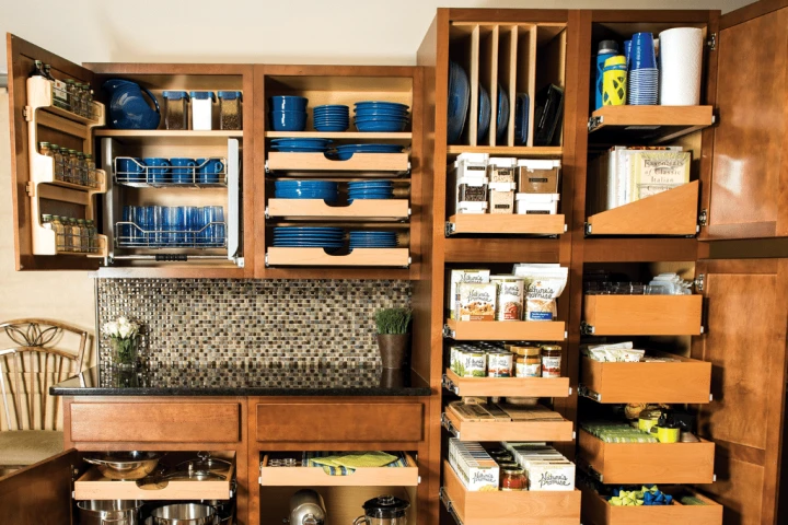 Organized custom kitchen shelves.